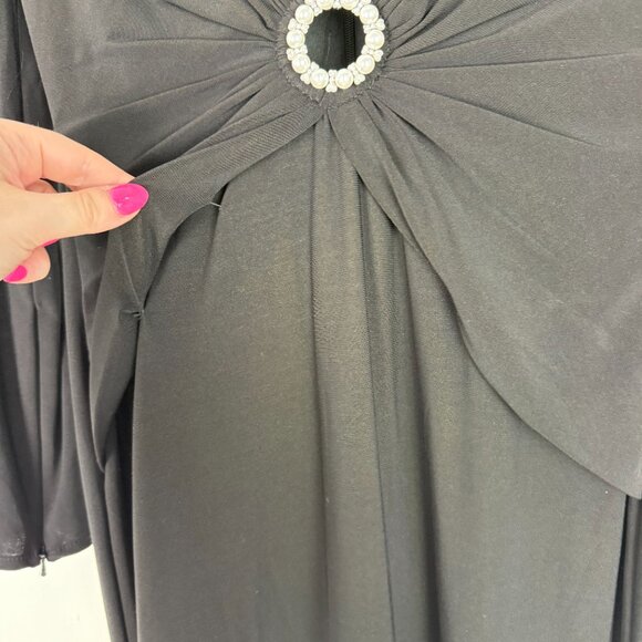 NWT Ieena by Mac Duggal #26514 Plunging Long Sleeve Pearl Keyhole Gown Black 0 - Picture 10 of 16